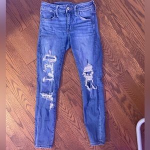 American Eagle Ripped Jeans Blue Womens Size 4